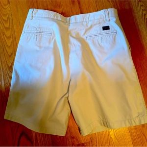 Here is a pair of men’s khaki shorts. They are in great shape!
